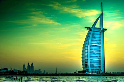 Pak Man Held in UAE for Filming Honeymooning Indian Couple