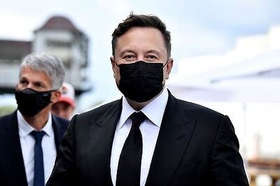 Tesla's Musk Discusses Vaccine Project, Car Plant With German Politicians