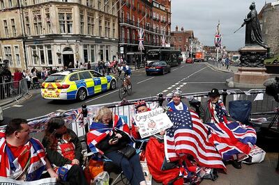 'Madhouse': Tourists From India, Other Commonwealth Nations Soak Up Royal Wedding Fever