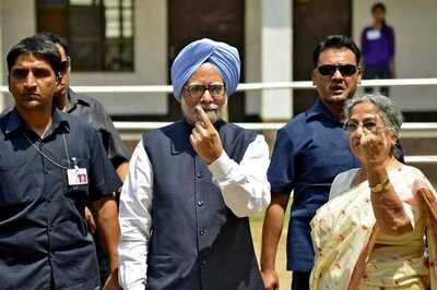 Former PM Manmohan Singh, Wife Get 'Z+' VIP CRPF Security Cover