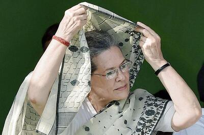Sonia to Host Lunch for Oppn Leaders Today, On Table is Presidential Poll