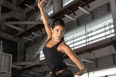 Priyanka, Ash, Kat tread on dangerous terrain