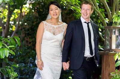 Facebook CEO marries his longtime love