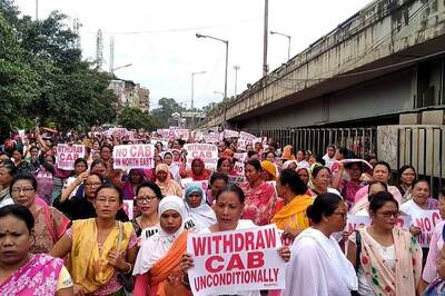 Thousands Take to Streets in Manipur, Chant Slogans Against Proposed Reintroduction of Citizenship Bill