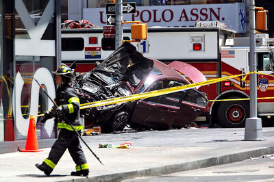 1 Dead, 20 Injured as Car Plows Into Times Square Crowd
