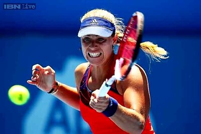 Wozniacki, Kerber advance at Sydney International