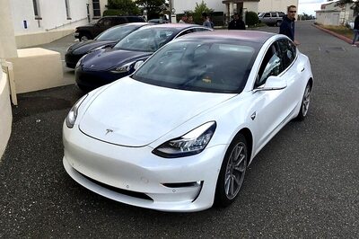 Tesla Model 3 Spotted With Clear Exterior and Interior Images