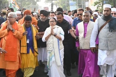 Mamata Banerjee's INDIA ‘Block’? At All-Faith Rally, Takes Veiled Digs at Cong, Left Over ‘Insults’