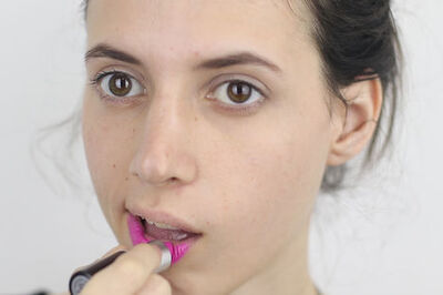 How to Make Lipstick Matte