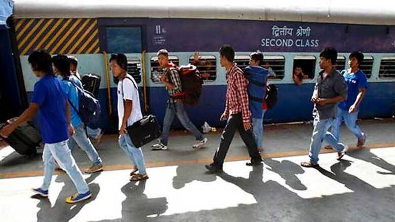 Northeast exodus comes down, no trains deployed
