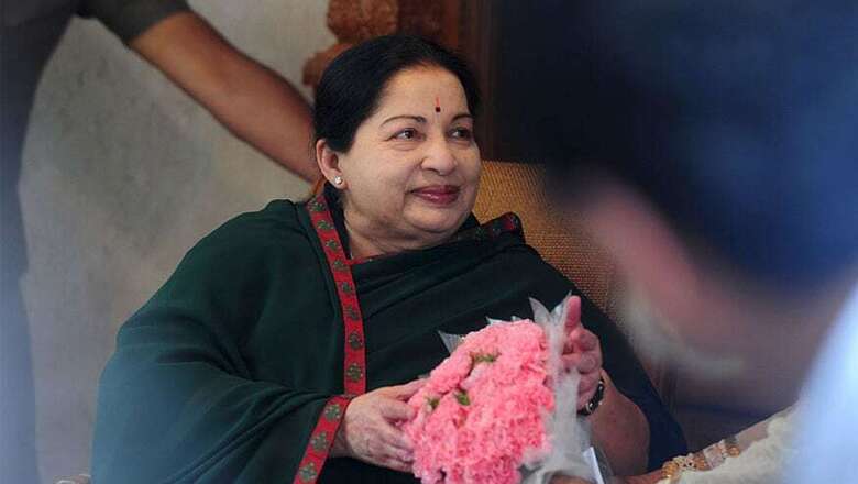 Sasikala's Brother V Divaharan Claims Jayalalithaa Died a Day Earlier Than Officially Announced