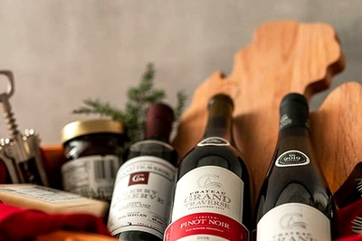 Discover the Spirit of Gifting: A Connoisseur's Guide to Perfect Liquor Presents