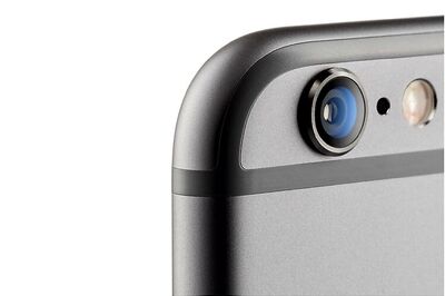 Apple offering free replacement of faulty cameras in iPhone 6 Plus