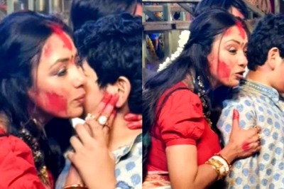 Anupamaa's Rupali Ganguly Hugs Her Son And Shares An Adorable Moment At Sindoor Khela In Mumbai