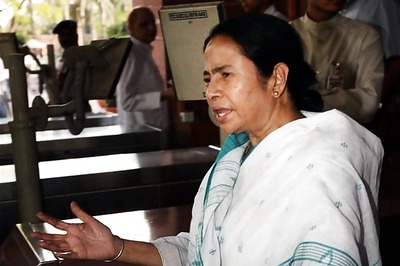 Mamata slams UPA, BJP, says TMC will never support Narendra Modi