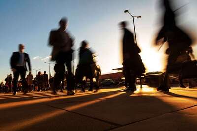 Indian Migrants Preferred Over Pakistan, Bangladeshi Migrants in UK, Says Survey