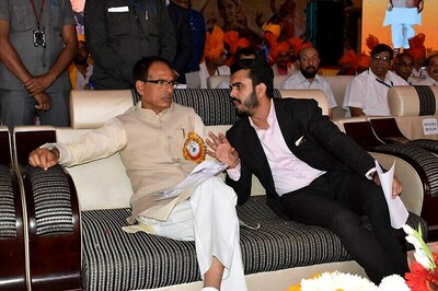 BJYM Vice President Questions MP CM Over Liquor Policy