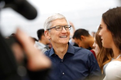 Apple CEO Tim Cook Defends Decision to Remove App Used to Track Hong Kong Police