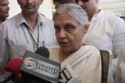 Delhi to be slum free in next 4 yrs, promises Dikshit