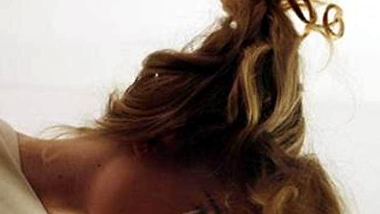 US student punished for growing hair for charity