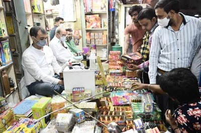 On Reaching 80% Vaccination Target, Puducherry Allows Sale of Firecrackers Ahead of Diwali
