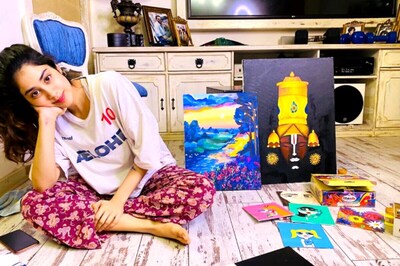 Good Old Painting Days Are Back For Janhvi Kapoor