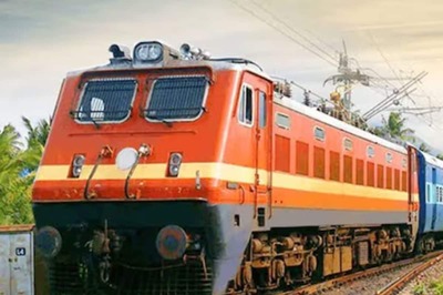 Extra Local Trains to Be Run in Mumbai Region to Cater to New Year Rush