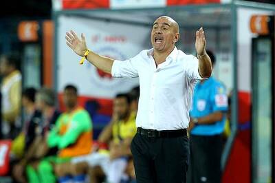 ISL 2016: All Eyes on Antonio Habas as Kolkata Take on Pune