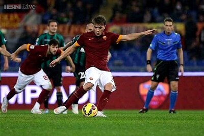 AS Roma snatch 2-2 draw against Sassuolo in Serie A