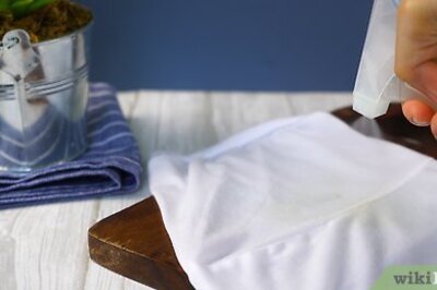 How to Wash White Clothes by Hand