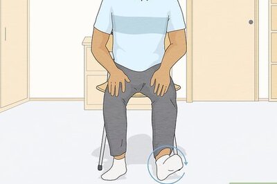 How to Tone Legs While Sitting