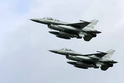 French Air Force Fighter Jet With Two Pilots Goes Missing in Mountains