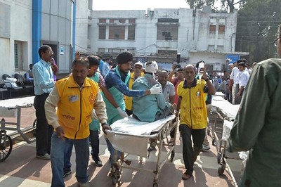 Patna-Indore Express Tragedy: Railway Min Suresh Prabhu Reaches Accident Site
