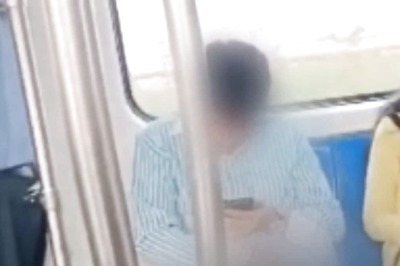 In Shocking Video, Man Caught ‘Shamelessly Masturbating’ In Delhi Metro; DCW Chief Says ‘Sickening’