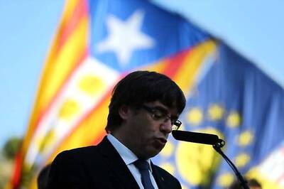 Catalan Leader Calls For Calm Ahead of Madrid Deadline