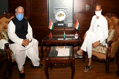 CM Gehlot Meets Rajasthan Governor after 2 MLAs of Bharatiya Tribal Party Pledge Support to Congress
