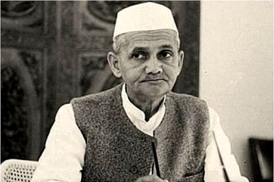 Remembering India's Second PM Lal Bahadur Shastri on his 55th Death Anniversary