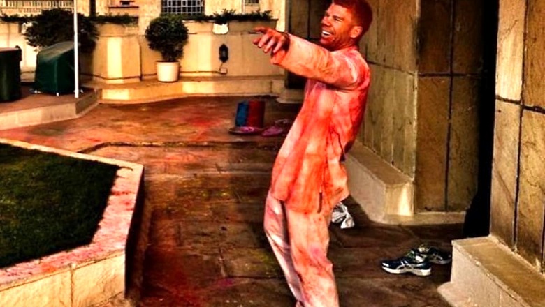 Memories! David Warner Shares Throwback Pics of Playing Holi with Friends