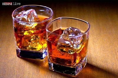 Alcohol TV ads linked with underage drinking: Study