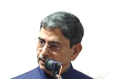 'Gun Should Be Dealt With A Gun': Tamil Nadu Guv Calls for Zero Tolerance to Violence; Attacks UPA Govt