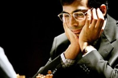 Anand draws ninth game, half point from world title