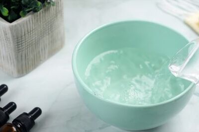 How to Create a Hot Compress for Acne Treatment and Skin Health