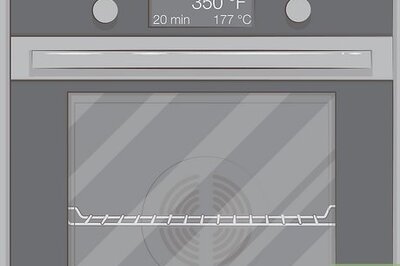 3 Quick and Easy Ways to Reheat Olive Garden Breadsticks