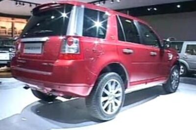 Britain urges Tata to respond to offer on JLR