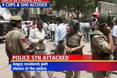 Mob fury after Delhi woman alleges rape by cops