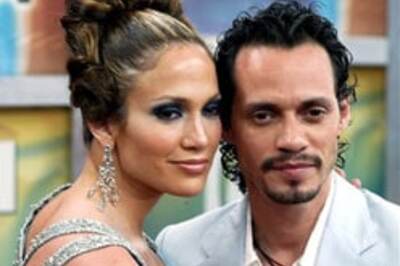 Jennifer Lopez delivers twins in New York