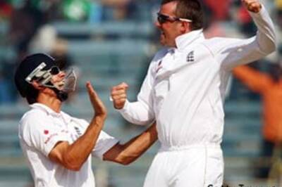 Swann's one over pegged us back: Dhoni