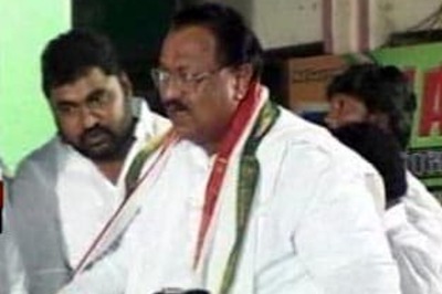 Poll panel issues notice to Andhra Congress chief