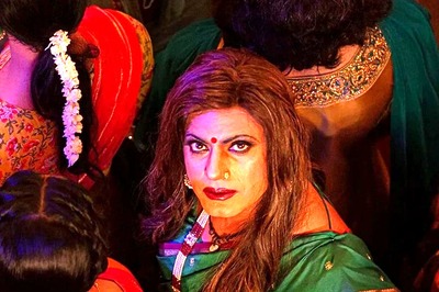 Haddi: Nawazuddin Siddiqui Is Unrecognizable in Green Saree, Goes Through Major Makeover; See Pics