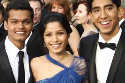 Photogallery: Slumdog team dazzles at the Oscars